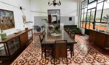 Casa Colonial en Venta en el corazón del centro de Coatepec