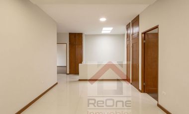 VENTA CASA NUEVA con ALBERCA en LA JOYA PRIVADA RESIDENCIAL Carretera Nacional Monterrey