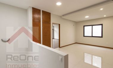 VENTA CASA NUEVA con ALBERCA en LA JOYA PRIVADA RESIDENCIAL Carretera Nacional Monterrey