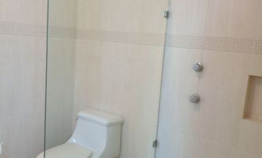 CASA EN VENTA LAS VIANDAS METEPEC TRES RECAMARAS Y 4 ESTACIONAMIENTOS