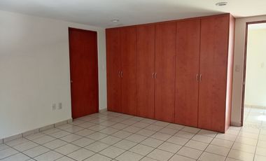 CASA EN VENTA LAS VIANDAS METEPEC TRES RECAMARAS Y 4 ESTACIONAMIENTOS