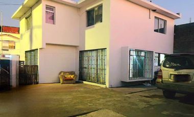 SE VENDE CASA CON ESTRUCTURA DE BUNKER EN ARICA