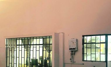 SE VENDE CASA CON ESTRUCTURA DE BUNKER EN ARICA