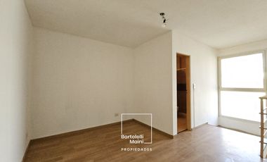 VENTA | Dúplex 1 Dormitorio, 1° piso por escalera | Viamonte 56