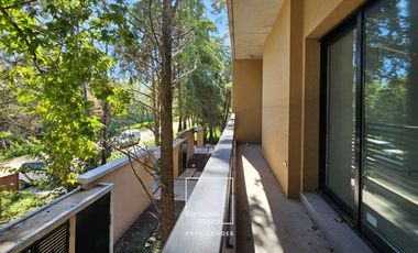 CASA EN VENTA | 4 dormitorios, cochera, gran galería y pileta | SAN JERÓNIMO 105