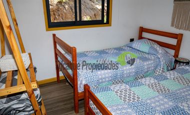 Terreno para turismo, con piscina y cabañas amobladas. Vicuña, Valle del Elqui. $220 millones