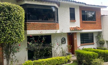 VENTA EXCELENTE CASA EN CONDOMINIO EN AV. CENTENARIO, COL. SANTA LUCÍA