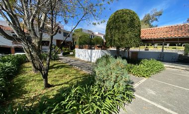 VENTA EXCELENTE CASA EN CONDOMINIO EN AV. CENTENARIO, COL. SANTA LUCÍA