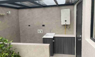 CASA EN VENTA SECTOR TUMBACO