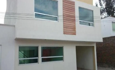 CASA EN VENTA DE 240 EN ZACATENCO  TLAHUAC