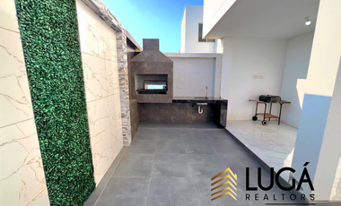 Casa 3 dormitorios amoblada en renta en urbanización privada cerca al Aeropuerto, Manta