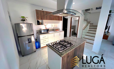 Casa 3 dormitorios amoblada en renta en urbanización privada cerca al Aeropuerto, Manta