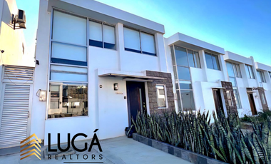 Casa 3 dormitorios amoblada en renta en urbanización privada cerca al Aeropuerto, Manta