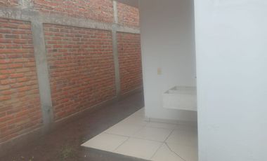 Casa en venta Ahualulco, dentro de fraccionamiento 		$950,000
