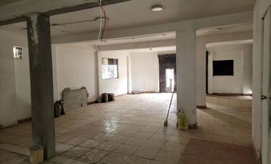 𝐀𝐋𝐐𝐔𝐈𝐋𝐄𝐑 𝐃𝐄 𝐋𝐎𝐂𝐀𝐋 𝐂𝐎𝐌𝐄𝐑𝐂𝐈𝐀𝐋 𝟐𝟏𝟓𝐌𝟐 - 𝐂𝐀𝐋𝐋𝐀𝐎