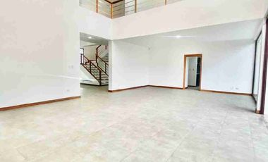 Casa en venta o renta, sector Churoloma en Tumbaco
