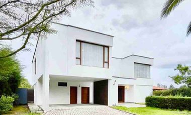 Casa en venta o renta, sector Churoloma en Tumbaco