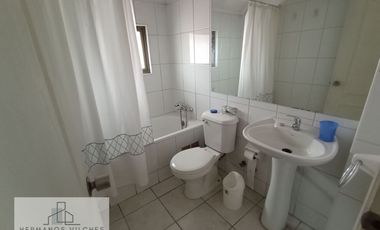 Hermosa y amplia casa en sector exclusivo de la comuna de Huechuraba.-