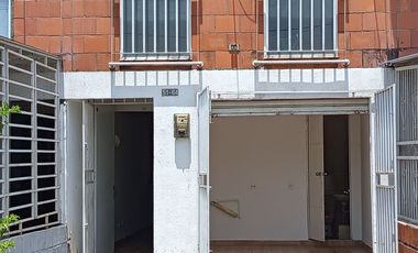 VENTA CASA DOS PLANTAS Y LOCAL CIUDADELA DE LAS FLORES - JAMUNIDI