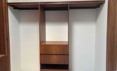 Casa en Venta en Lomas de la Rioja con recámara en planta baja