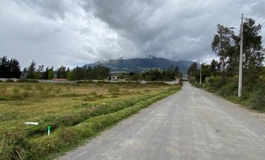 Lotes de terreno en excelente ubicación, cerca del centro de Cotacachi
