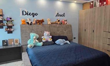 Casa en venta sobre el blvd Laguitos frac privado Lum ha zona Nte pte de la ciudad