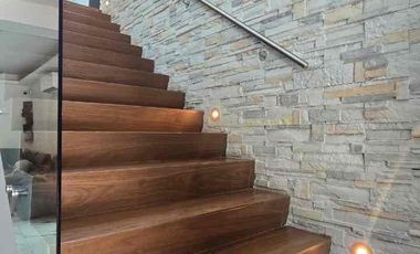 Casa en venta sobre el blvd Laguitos frac privado Lum ha zona Nte pte de la ciudad