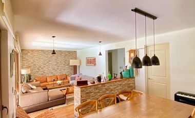 EN VENTA CASA CHILENA 1 PISO PIEDRA ROJA 3D 3B QUINCHO PISCINA TERRAZA LOGIA