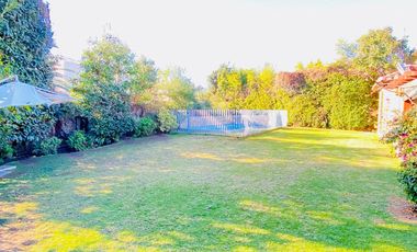 EN VENTA CASA CHILENA 1 PISO PIEDRA ROJA 3D 3B QUINCHO PISCINA TERRAZA LOGIA