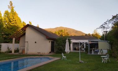 Hermosa Casa Condominio Alto Nogales , Machalí