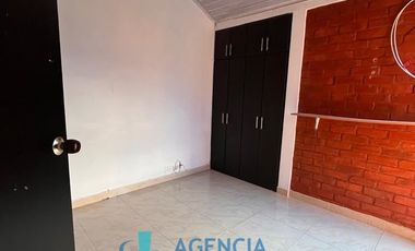 ALQUILER DE CASA, CONJUNTO CERRADO ASTURIAS