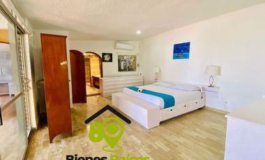 ¡Vista Panorámica + Lote Extra + Cancha Squash! Casa Única en Acapulco 🏖️!