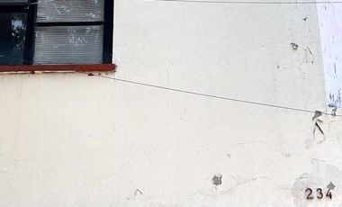 VENDO CASA  EN LA PRIMERA SECCIÓN DE LA COL. ANAHUAC