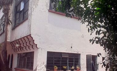 VENDO CASA  EN LA PRIMERA SECCIÓN DE LA COL. ANAHUAC