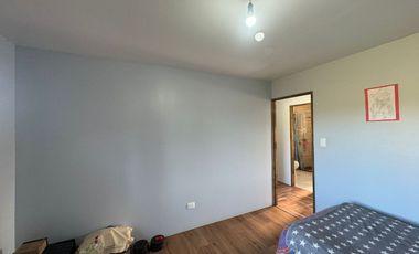 Vende Casa Nueva en Parcela con Estero Todo Asfaltado.