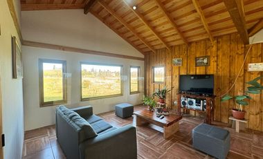 Vende Casa Nueva en Parcela con Estero Todo Asfaltado.