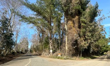Vende Casa Nueva en Parcela con Estero Todo Asfaltado.