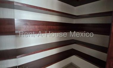 26.262 Venta Casa Tamariz, Lomas Verdes 6ta Sección, IH