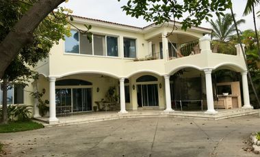 Casa de venta en Samborondón, Urbanización El Río