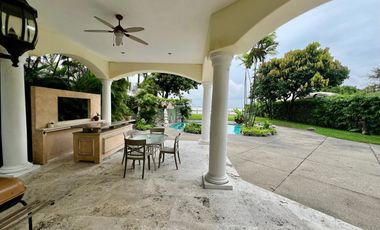 Casa de venta en Samborondón, Urbanización El Río