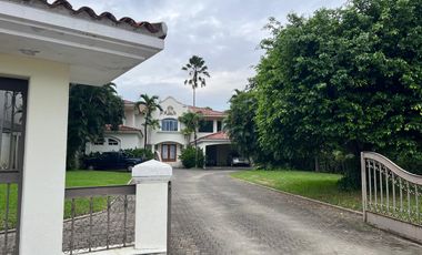 Casa de venta en Samborondón, Urbanización El Río