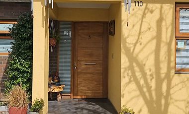 CONDOMINIO CERRADO, 4D+3,5B EXCELENTE ESTADO, AMPLIO PATIO