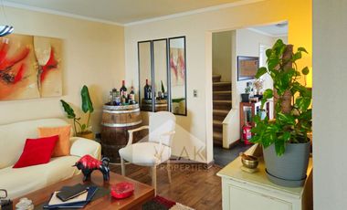 CONDOMINIO CERRADO, 4D+3,5B EXCELENTE ESTADO, AMPLIO PATIO