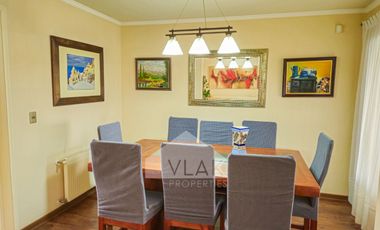 CONDOMINIO CERRADO, 4D+3,5B EXCELENTE ESTADO, AMPLIO PATIO