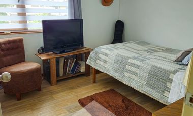 CONDOMINIO CERRADO, 4D+3,5B EXCELENTE ESTADO, AMPLIO PATIO