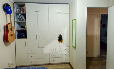 CONDOMINIO CERRADO, 4D+3,5B EXCELENTE ESTADO, AMPLIO PATIO