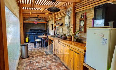 CONDOMINIO CERRADO, 4D+3,5B EXCELENTE ESTADO, AMPLIO PATIO