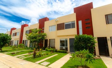 Casa en Venta, Cond. Puerta Al Sol, Plan de Los Amates. Acapulco, Guerrero