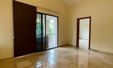 Casa de Alquiler en Vía a la Costa, Laguna Club