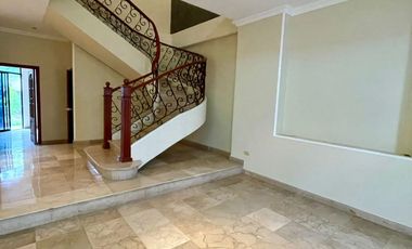 Casa de Alquiler en Vía a la Costa, Laguna Club